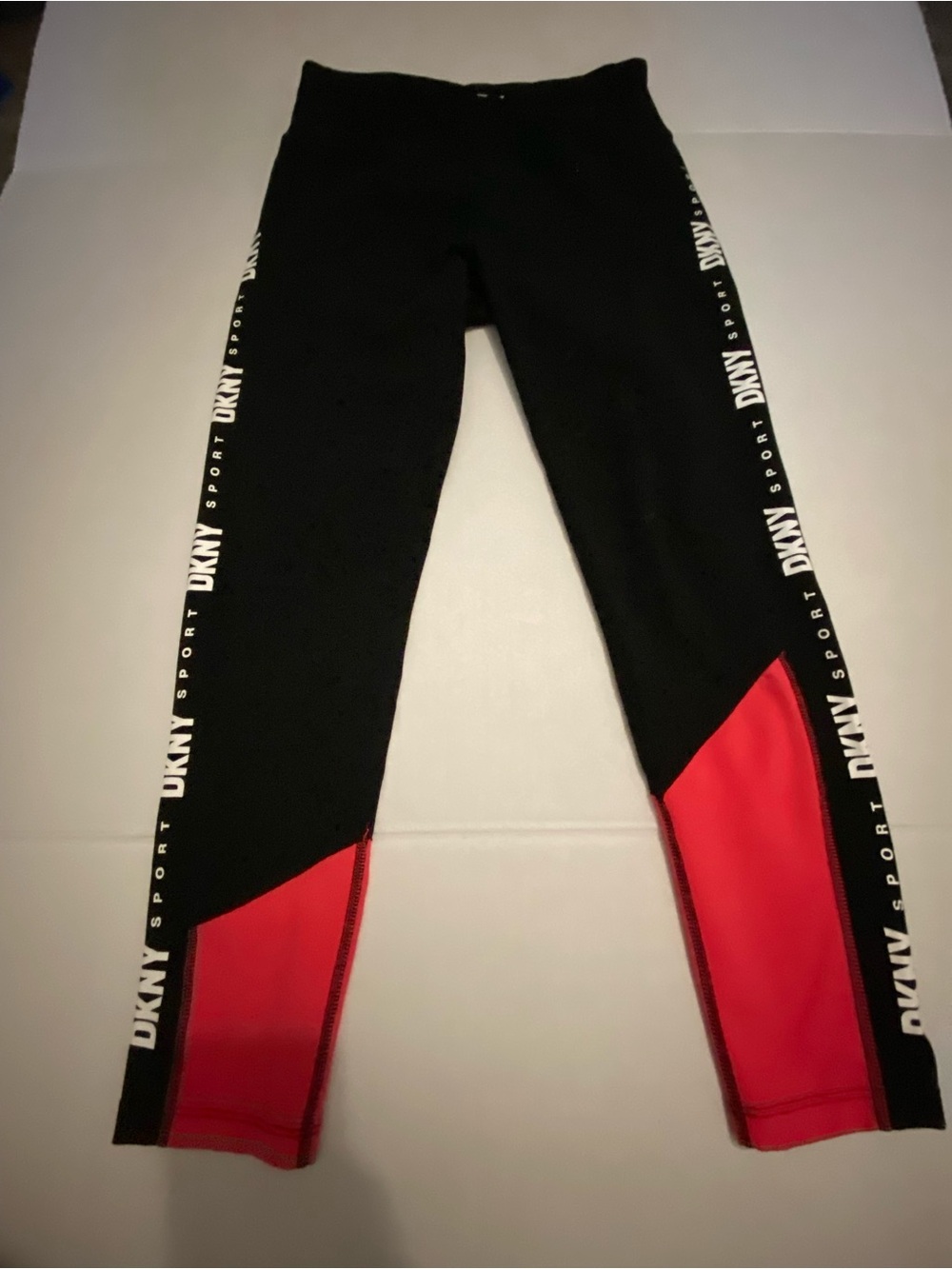 DKNY Black and Pink Athletic Leggings Size Small